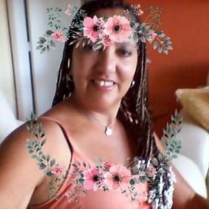 Meet your Posher, Amada